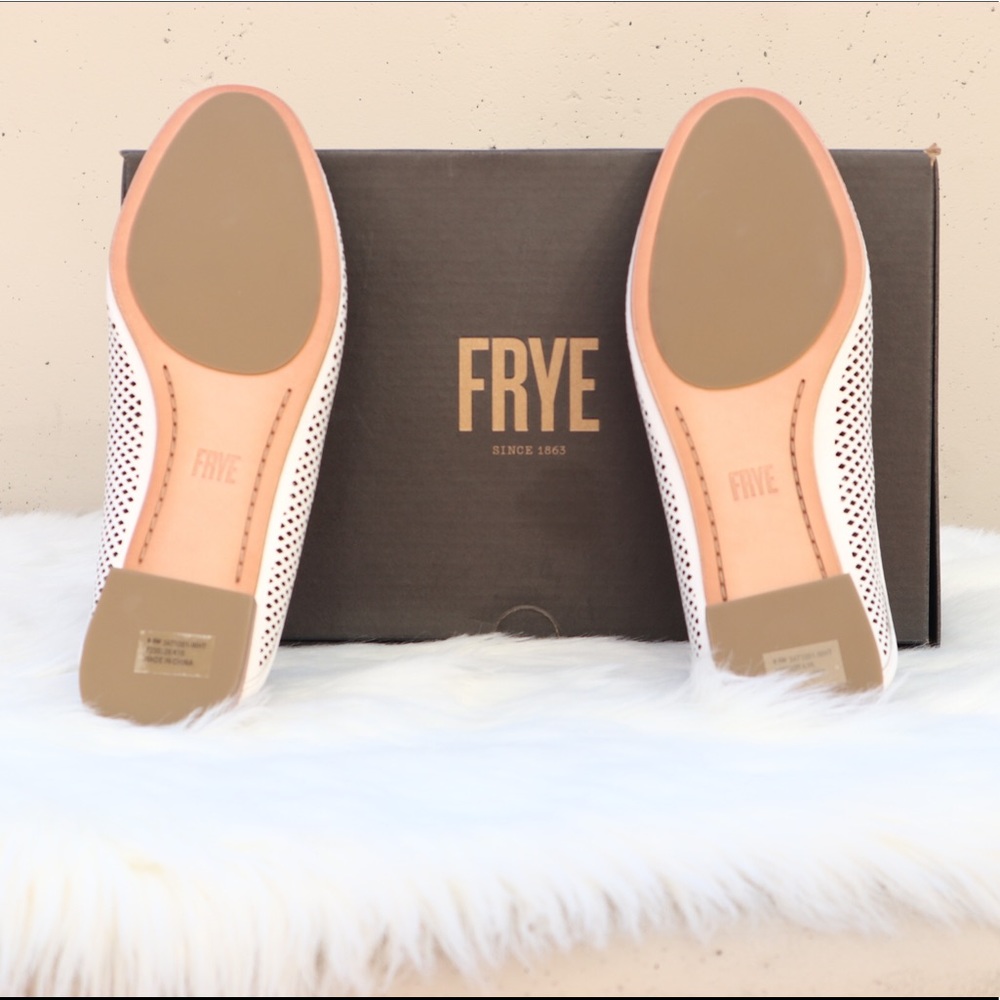 Gwen Perforated Slide - Picture 7 of 7